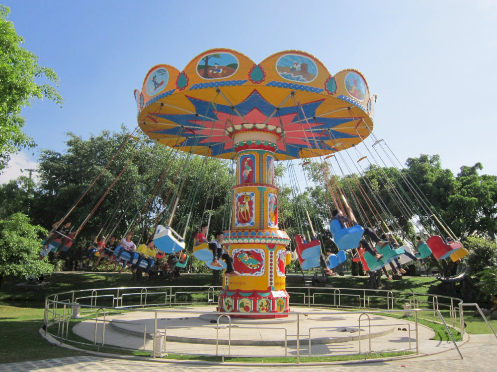 Đu quay dây